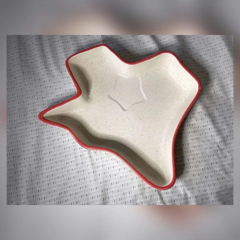 Saratoga Treasure Craft — Vintage Texas Chip Bowl